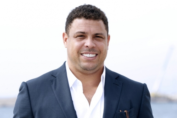 O ex-craque brasileiro Ronaldo, em Cannes, no dia 5 de abril de 2016