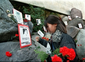 (1999) Roc&iacute;o Vargas, parente de uma das v&iacute;timas da Caravana da Morte