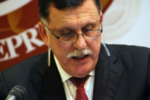 (Arquivo) O chefe do governo l&iacute;bio, Fayez al-Sarraj, &eacute; visto na cidade de Tobruk em 20 de fevereiro de 2016