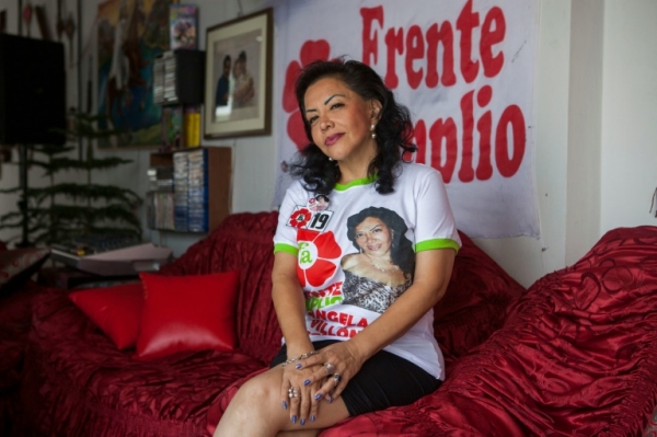 A prostituta peruana &Aacute;ngela Vill&oacute;n, em Lima, no dia 27 de janeiro de 2016