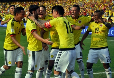 Jogadores da Col&ocirc;mbia comemoram gol durante partida contra o Equador, em Barranquilla, no dia 29 de mar&ccedil;o de 2016