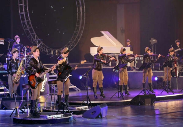 (Arquivo) Apresenta&ccedil;&atilde;o da Banda Moranbong em Pyongyang