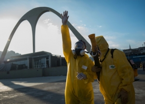 (26 jan) Agentes municipais atuam no samb&oacute;dromo do Rio de Janeiro contra o v&iacute;rus zika