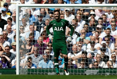 O Tottenham (2&ordm;) perdeu em casa para o Southampton (6&ordm;), pela 37&ordf; rodada do Campeonato Ingl&ecirc;s, somando a terceira partida seguida sem vencer e dando sequ&ecirc;ncia &agrave; crise de resultados que come&ccedil;ou com a perda do t&iacute;tulo para o Leicester, na &uacute;ltima segunda-feira.