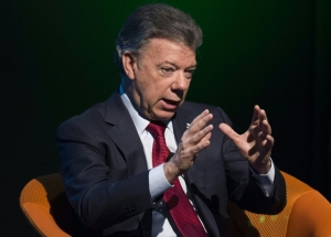 O presidente da Col&ocirc;mbia, Juan Manuel Santos, dicursa no Banco Interamericano de Desenvolvimento, em Washington, em 5 de fevereiro
