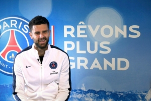 Thiago Motta, do Paris Saint-Germain, participa de entrevista, em Saint-Germain-en-Laye, nos arredores de Paris, no dia 4 de fevereiro de 2016