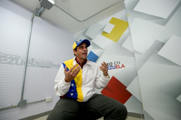 O ex-candidato &agrave; presid&ecirc;ncia da Venezuela e governador de Miranda, Henrique Capriles, em Caracas, no dia 6 de dezembro de 2015