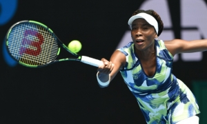 (Arquivo) A americana Venus Williams durante partida contra a brit&acirc;nica Johanna Konta, em Melbourne, Austr&aacute;lia, no dia 19 de janeiro de 2016