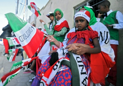 Crian&ccedil;as participam de comemora&ccedil;&atilde;o do 25&ordm; dia da independ&ecirc;ncia da Somalil&acirc;ndia, em Hargeisa, no dia 18 de maio de 2016