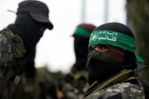 Militantes do Hamas s&atilde;o vistos em Gaza, no dia 29 de janeiro de 2016
