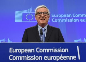 O presidente da Comiss&atilde;o Europeia, Jean-Claude Juncker, participa de coletiva de imprensa, em Bruxelas, no dia 15 de janeiro de 2016