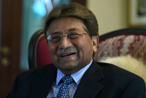 Pervez Musharraf foi absolvido pela morte de um l&iacute;der rebelde em 2006