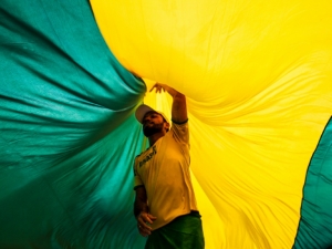Brasileiros protestam contra o governo Dilma, em Manaus, no dia 13 de mar&ccedil;o de 2016