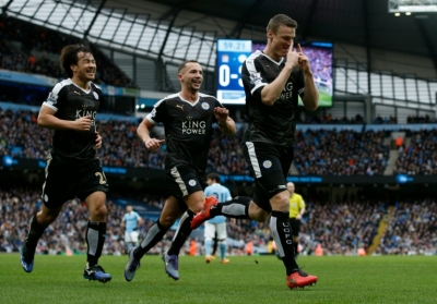 Robert Huth (D) marcou dois gols contra o City, em 6 de fevereiro, em Manchester