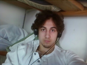 (Arquivo) Dzhokhar Tsarnaev, condenado &agrave; morte em junho passado pela autoria dos atentados da maratona de Boston em 2013, em Boston, no dia 23 de mar&ccedil;o de 2015