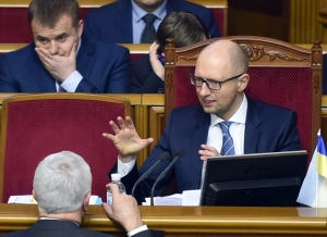 (Arquivo) O premier da Ucr&acirc;nia, Arseniy Yatseniuk