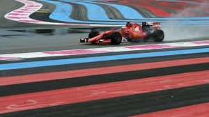 (Arquivo) A Federa&ccedil;&atilde;o Internacional do Autom&oacute;vel (FIA) ir&aacute; propor &agrave;s escuderias da F&oacute;rmula 1 tr&ecirc;s configura&ccedil;&otilde;es de cockpits parcialmente fechados, de olho no novo regulamento de 2017, publicou nesta quarta-feira a revista brit&acirc;nica especializada Autosport