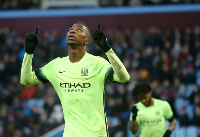 Iheanacho (E) comemora um dos tr&ecirc;s gols que marcou contra o Aston Villa, em 30 de janeiro, em Birmingham