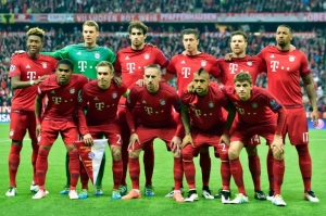 O time do Bayern de Munique antes da partida contra o Atl&eacute;tico de Madri, em Munique, no dia 3 de maio de 2016