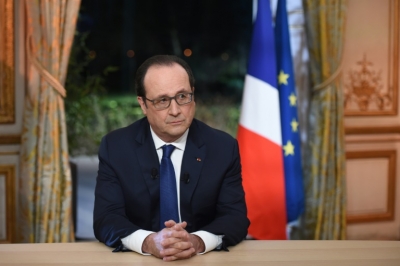 O presidente franc&ecirc;s Fran&ccedil;ois Hollande se prepara para um discurso no Pal&aacute;cio do Eliseu, em Paris, no dia 11 de fevereiro de 2016
