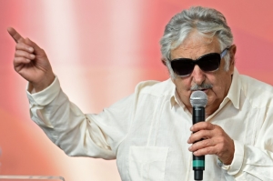 (Arquivo) O ex-presidente uruguaio Jos&eacute; Mujica