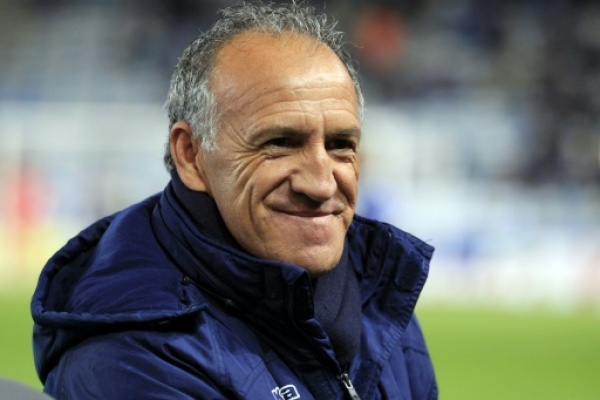 (FILES) This file photo taken on December 02, 2015 shows Bastia's French head coach Ghislain Printant looking on before the L1 football match Bastia (SCB) against Bodeaux (GDB) on December 2, 2015, at the Armand Cesari stadium in Bastia, on the French Mediterranean island of Corsica.