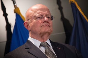 James Clapper em dezembro em 2015