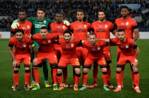 O Galatasaray foi exclu&iacute;do de qualquer competi&ccedil;&atilde;o europeia por uma temporada pela Uefa por n&atilde;o respeitar certos crit&eacute;rios do fair-play financeiro