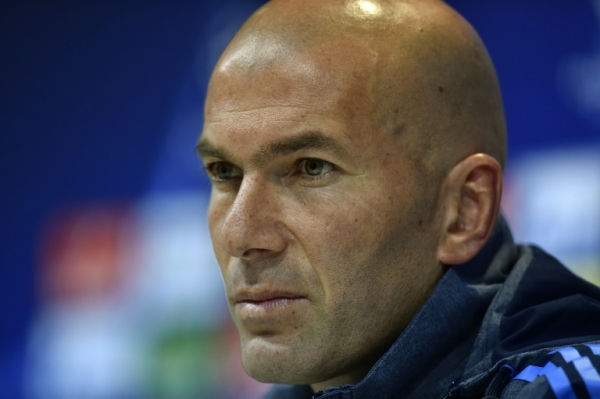 O t&eacute;cnico do Real Madrid, Zinedine Zidane, participa de coletiva de imprensa, em Madri, no dia 3 de maio de 2016