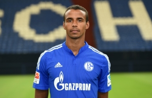 O camaron&ecirc;s Jo&euml;l Matip, em Gelsenkirchen, no dia 17 de julho de 2015