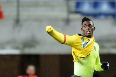 Hadji Sacko comemora o gol que classificou o Sochaux nas quartas de final da Copa da Fran&ccedil;a, em 9 de fevereiro, em Montbeliard