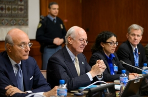 (1&ordm; fev) O enviado da ONU para a S&iacute;ria, Staffan de Mistura, participa das negocia&ccedil;&otilde;es em Genebra