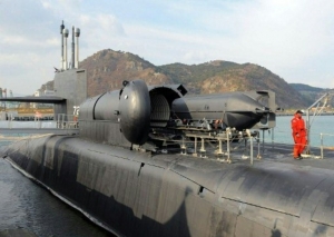 O 'USS Ohio', um submarino com m&iacute;sseis guiados americano, estacionado em uma base naval da Coreia do Sul na cidade de Busan, em 26 de fevereiro de 2008