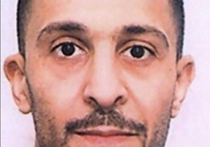 Um dos autores dos atentados de 13 de novembro em Paris, Brahim Abdeslam, foi enterrado nesta quinta-feira no cemit&eacute;rio de Bruxelas, na presen&ccedil;a de alguns parentes e amigos