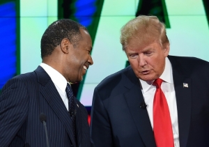 (Dez/2015) Ben Carson (e) e Donald Trump