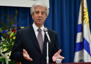 O presidente do Uruguai, Tabar&eacute; V&aacute;zquez, em T&oacute;quio, no dia 4 de novembro de 2015