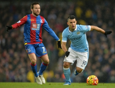 Sergio Ag&uuml;ero (D) anotou dois gols na vit&oacute;ria do City, em 16 de janeiro, em Manchester