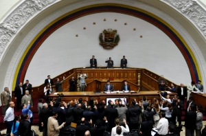 (Janeiro) O presidente da Assembleia Nacional, Henry Ramos Allup (c)