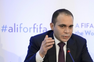 O pr&iacute;ncipe jordaniano Ali Bin Al-Hussein participa de uma coletiva de imprensa, em Genebra, no dia 11 de fevereiro de 2016