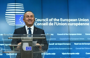 O ministro turco das Rela&ccedil;&otilde;es Exteriores, Mevlut Cavusoglu, em Bruxelas, no dia 14 de dezembro de 2015