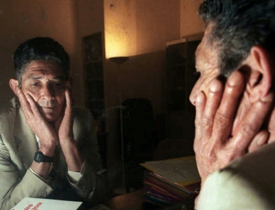 Um dos &uacute;ltimos sobreviventes do grupo de guerrilheiros que combateram ao lado de Che Guevara na Bol&iacute;via, o exilado cubano Dariel Alarc&oacute;n Ram&iacute;rez 'Benigno' &eacute; visto em 3 de maio de 1996, em Paris