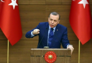 O presidente turco, Recep Tayyip Erdogan, discursa em Ancara, no dia 16 de mar&ccedil;o de 2016