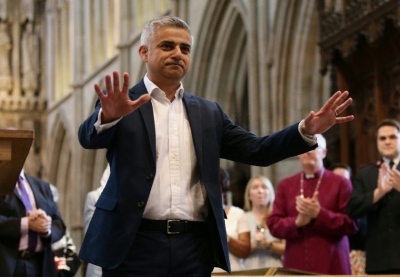 O novo prefeito de Londres, Sadiq Khan, primeiro mu&ccedil;ulmano &agrave; frente de uma grande capital no Ocidente, agradeceu um voto de esperan&ccedil;a e a favor da unidade, ap&oacute;s uma campanha na qual foi acusado de afinidade com os islamitas