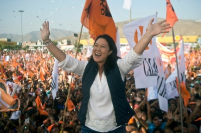 (31 mai) Keiko Fujimori participa de um ato de campanha em Lima