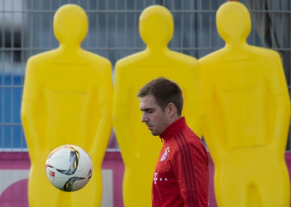 Philipp Lahm, do Bayern de Munique, em Munique, no dia 5 de janeiro de 2016