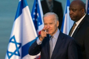 Biden desembarca no aeroporto internacional de Israel