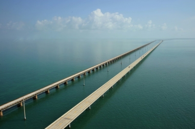(Arquivo) Imagem da Seven Mile Brigde, a ponte que conecta Miami a Key West, registrada em 22 de fevereiro de 2011
