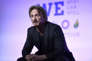 O ator Sean Penn, em Le Bourget, no dia 5 de dezembro de 2015