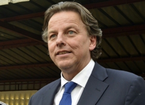 O ministro holand&ecirc;s das Rela&ccedil;&otilde;es Exteriores, Bert Koenders, em Bamako, no dia 14 de abril de 2016