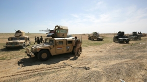 Soldados iraquianos no deserto de Al-Anbar em 9 de mar&ccedil;o